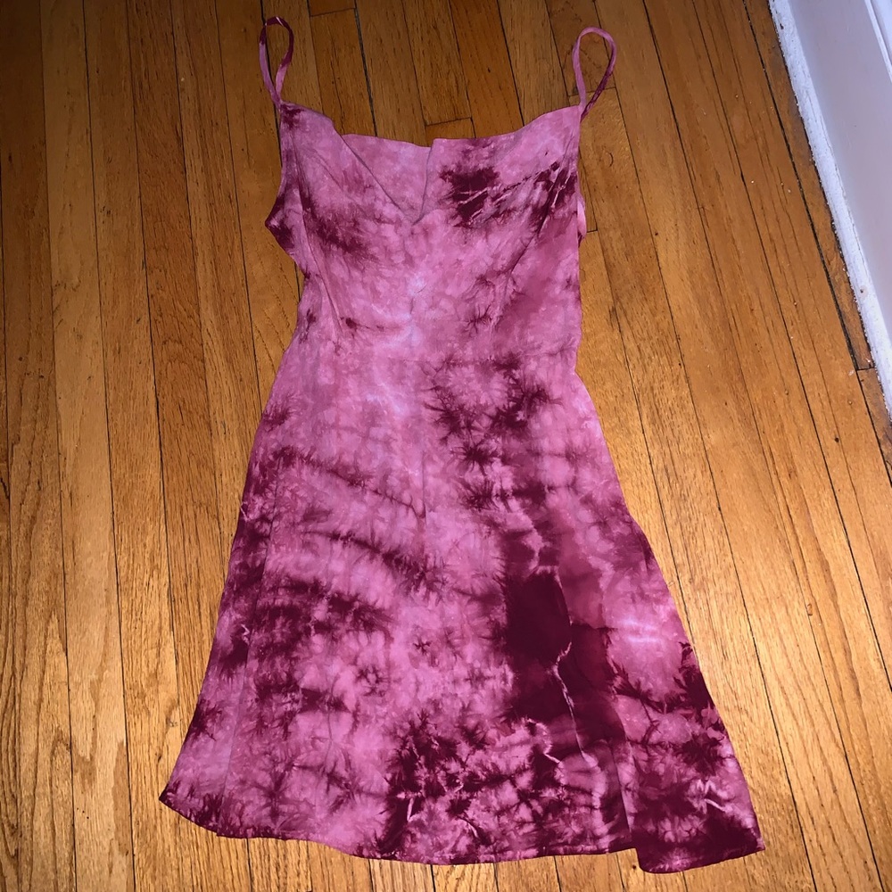 LULU’s PINK TIE DYE DRESS